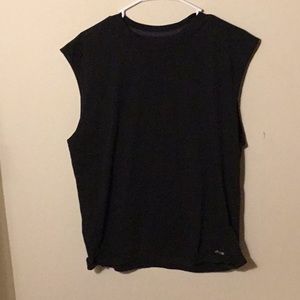 Muscle tee